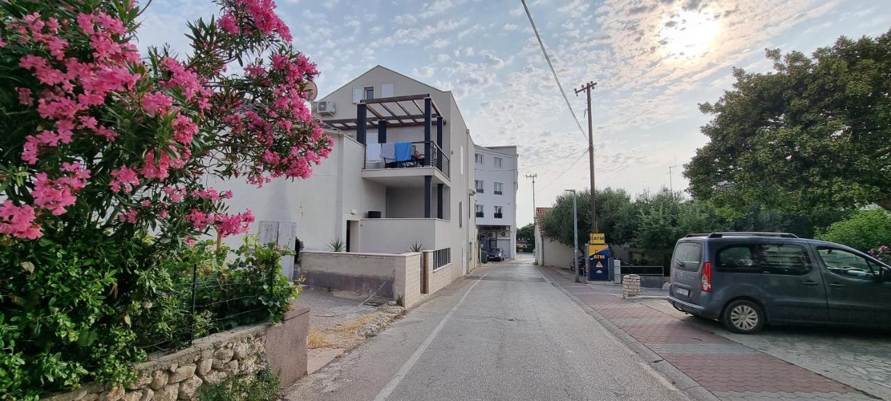 Tissa-Novalja Appartamento Esterno foto